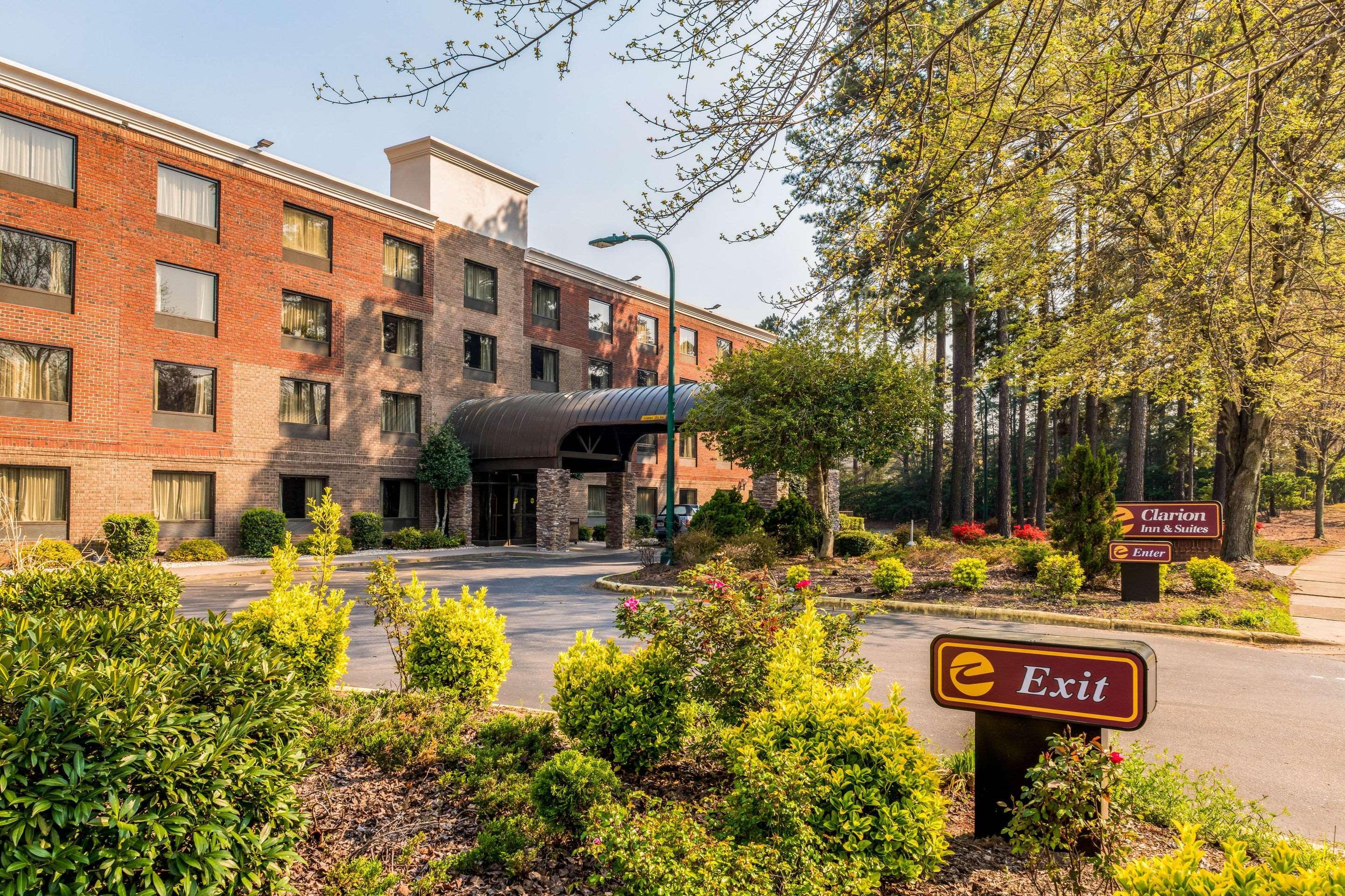 Lake Norman Inn And Suites Cornelius Exterior foto